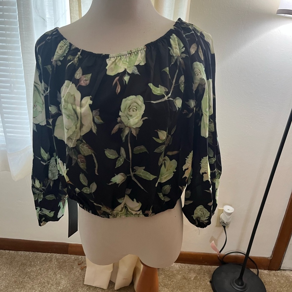Floral Off-Shoulder Black Top nwt